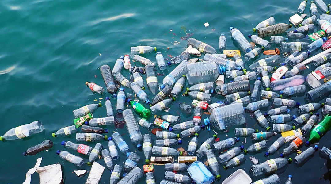 You are currently viewing Nigeria Confronts Plastic Pollution as Experts Advocate Sustainable Waste Solutions